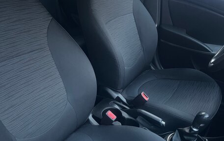 Hyundai Solaris II рестайлинг, 2015 год, 700 000 рублей, 12 фотография