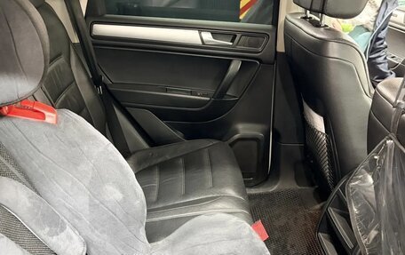 Volkswagen Touareg III, 2012 год, 1 900 000 рублей, 16 фотография
