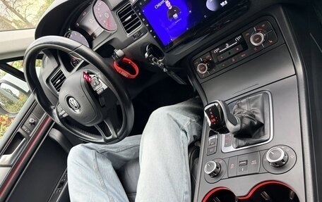 Volkswagen Touareg III, 2012 год, 1 900 000 рублей, 18 фотография