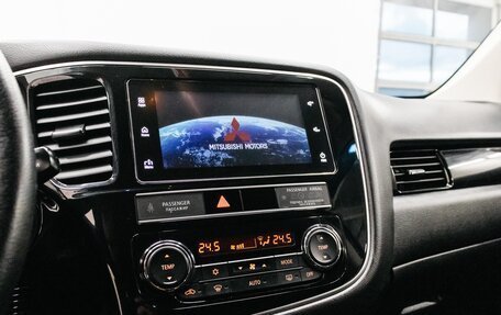 Mitsubishi Outlander III рестайлинг 3, 2019 год, 2 199 000 рублей, 22 фотография