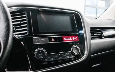 Mitsubishi Outlander III рестайлинг 3, 2019 год, 2 199 000 рублей, 21 фотография