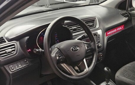 KIA Rio III рестайлинг, 2013 год, 810 000 рублей, 10 фотография