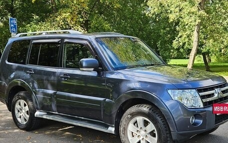 Mitsubishi Pajero IV, 2008 год, 1 620 000 рублей, 2 фотография