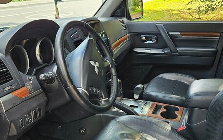 Mitsubishi Pajero IV, 2008 год, 1 620 000 рублей, 8 фотография