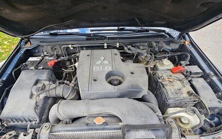 Mitsubishi Pajero IV, 2008 год, 1 620 000 рублей, 15 фотография