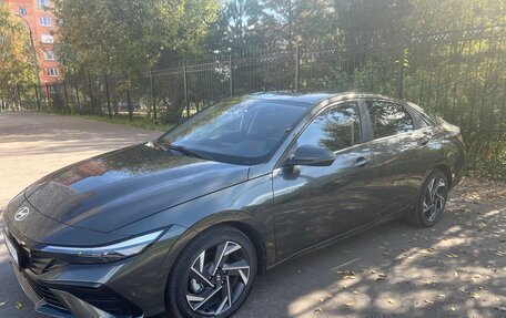 Hyundai Elantra, 2023 год, 1 980 000 рублей, 17 фотография