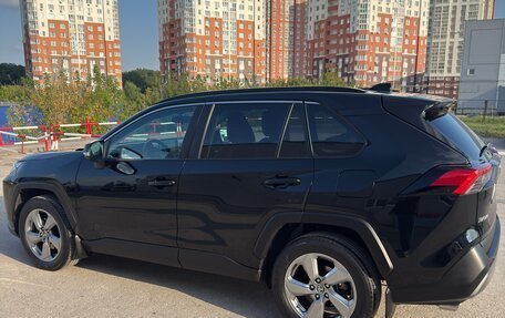 Toyota RAV4, 2020 год, 2 850 000 рублей, 5 фотография
