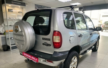 Chevrolet Niva I рестайлинг, 2004 год, 250 000 рублей, 4 фотография