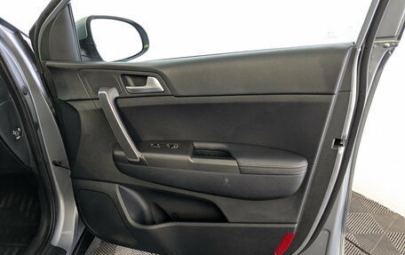 KIA Sportage IV рестайлинг, 2021 год, 2 250 000 рублей, 24 фотография