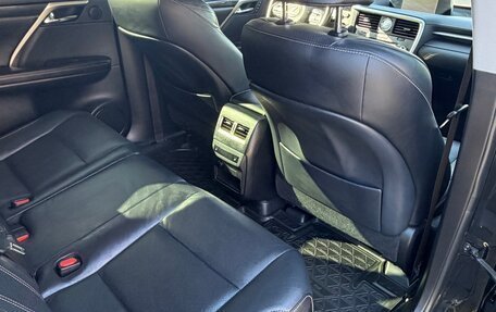 Lexus RX IV рестайлинг, 2018 год, 4 200 000 рублей, 13 фотография