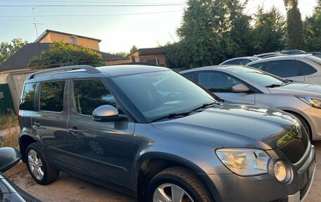 Skoda Yeti I рестайлинг, 2013 год, 800 000 рублей, 2 фотография