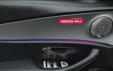 Mercedes-Benz E-Класс, 2018 год, 2 300 000 рублей, 11 фотография