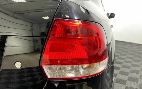 Volkswagen Polo VI (EU Market), 2012 год, 700 000 рублей, 18 фотография