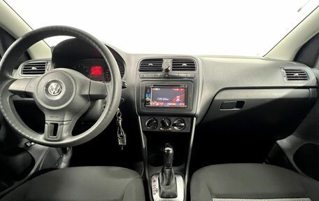 Volkswagen Polo VI (EU Market), 2012 год, 700 000 рублей, 13 фотография
