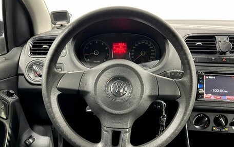 Volkswagen Polo VI (EU Market), 2012 год, 700 000 рублей, 16 фотография
