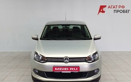 Volkswagen Polo VI (EU Market), 2011 год, 870 000 рублей, 2 фотография