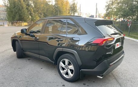 Toyota RAV4, 2020 год, 2 950 000 рублей, 5 фотография