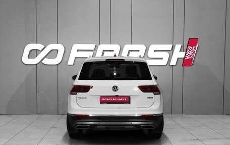 Volkswagen Tiguan II, 2018 год, 1 898 000 рублей, 4 фотография