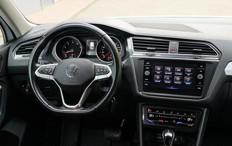 Volkswagen Tiguan II, 2021 год, 2 600 000 рублей, 11 фотография