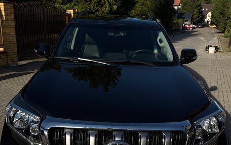 Toyota Land Cruiser Prado 150 рестайлинг 2, 2016 год, 4 200 000 рублей, 7 фотография