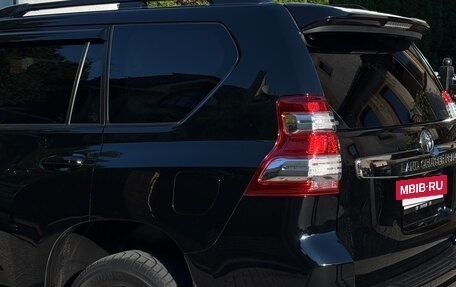 Toyota Land Cruiser Prado 150 рестайлинг 2, 2016 год, 4 200 000 рублей, 8 фотография