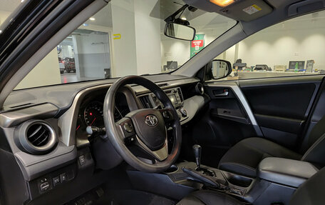 Toyota RAV4, 2015 год, 2 350 000 рублей, 20 фотография