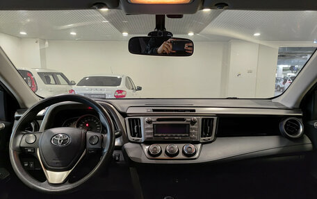 Toyota RAV4, 2015 год, 2 350 000 рублей, 18 фотография