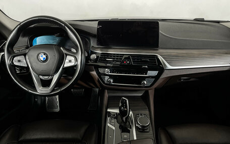 BMW 5 серия, 2020 год, 4 499 000 рублей, 11 фотография