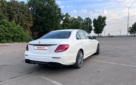 Mercedes-Benz E-Класс, 2018 год, 3 500 000 рублей, 5 фотография