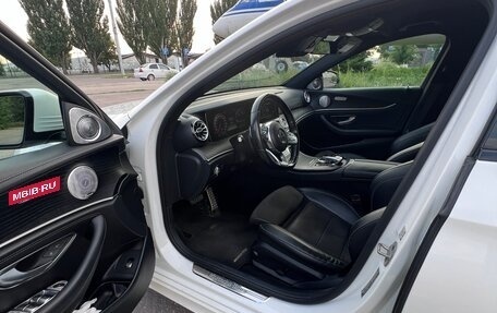 Mercedes-Benz E-Класс, 2018 год, 3 500 000 рублей, 7 фотография