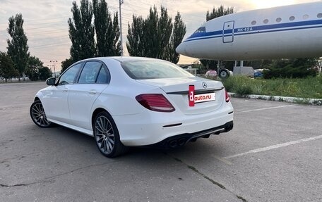 Mercedes-Benz E-Класс, 2018 год, 3 500 000 рублей, 4 фотография