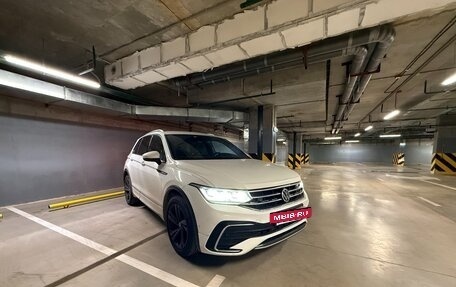 Volkswagen Tiguan II, 2021 год, 3 500 000 рублей, 2 фотография