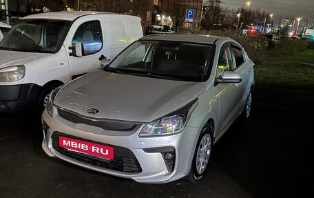 KIA Rio IV, 2018 год, 1 350 000 рублей, 3 фотография