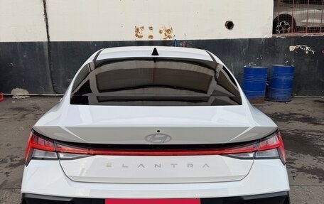 Hyundai Elantra, 2023 год, 2 320 000 рублей, 7 фотография