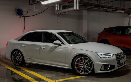 Audi A4, 2018 год, 3 325 000 рублей, 3 фотография