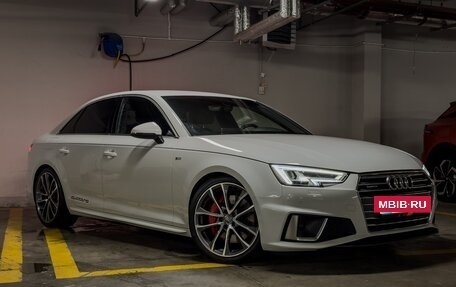 Audi A4, 2018 год, 3 325 000 рублей, 4 фотография