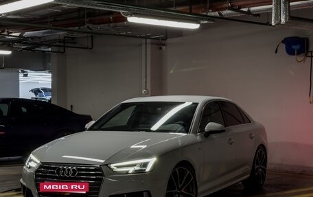 Audi A4, 2018 год, 3 325 000 рублей, 6 фотография