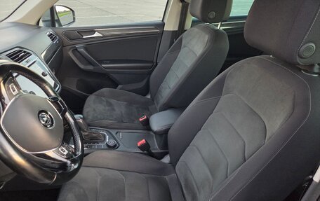 Volkswagen Tiguan II, 2018 год, 3 400 000 рублей, 10 фотография