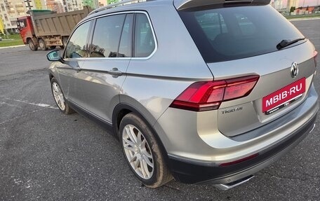 Volkswagen Tiguan II, 2018 год, 3 400 000 рублей, 7 фотография