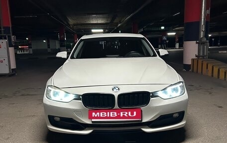 BMW 3 серия, 2012 год, 1 250 000 рублей, 2 фотография