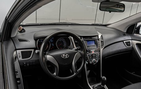 Hyundai i30 II рестайлинг, 2013 год, 870 000 рублей, 6 фотография