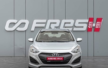 Hyundai i30 II рестайлинг, 2013 год, 870 000 рублей, 3 фотография