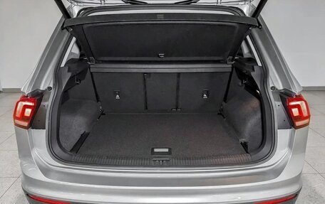 Volkswagen Tiguan II, 2019 год, 2 700 000 рублей, 14 фотография