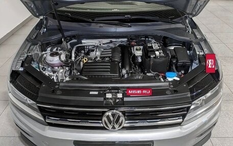 Volkswagen Tiguan II, 2019 год, 2 700 000 рублей, 15 фотография