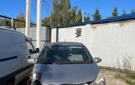 Toyota Vitz, 2012 год, 350 000 рублей, 2 фотография