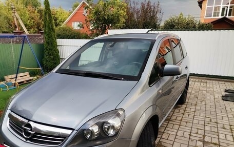 Opel Zafira B, 2011 год, 760 000 рублей, 2 фотография