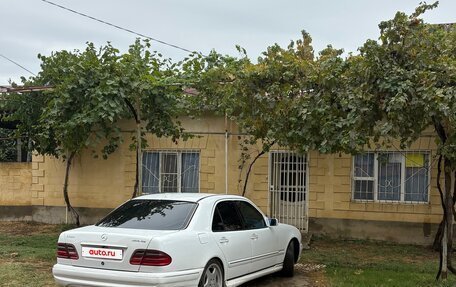 Mercedes-Benz E-Класс, 2001 год, 840 000 рублей, 5 фотография