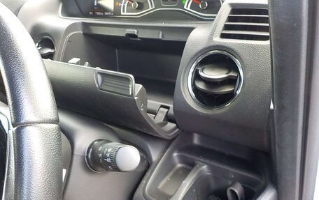 Honda N-BOX II, 2022 год, 650 000 рублей, 13 фотография