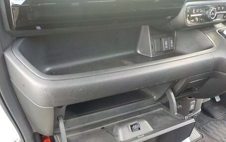 Honda N-BOX II, 2022 год, 650 000 рублей, 20 фотография