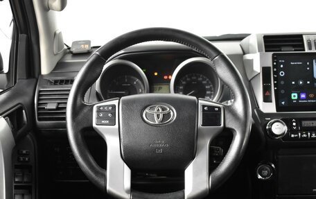 Toyota Land Cruiser Prado 150 рестайлинг 2, 2014 год, 3 464 900 рублей, 12 фотография